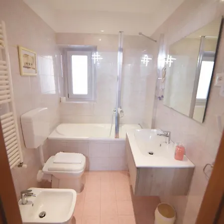Homestay Aria Di Sale Di Trieste